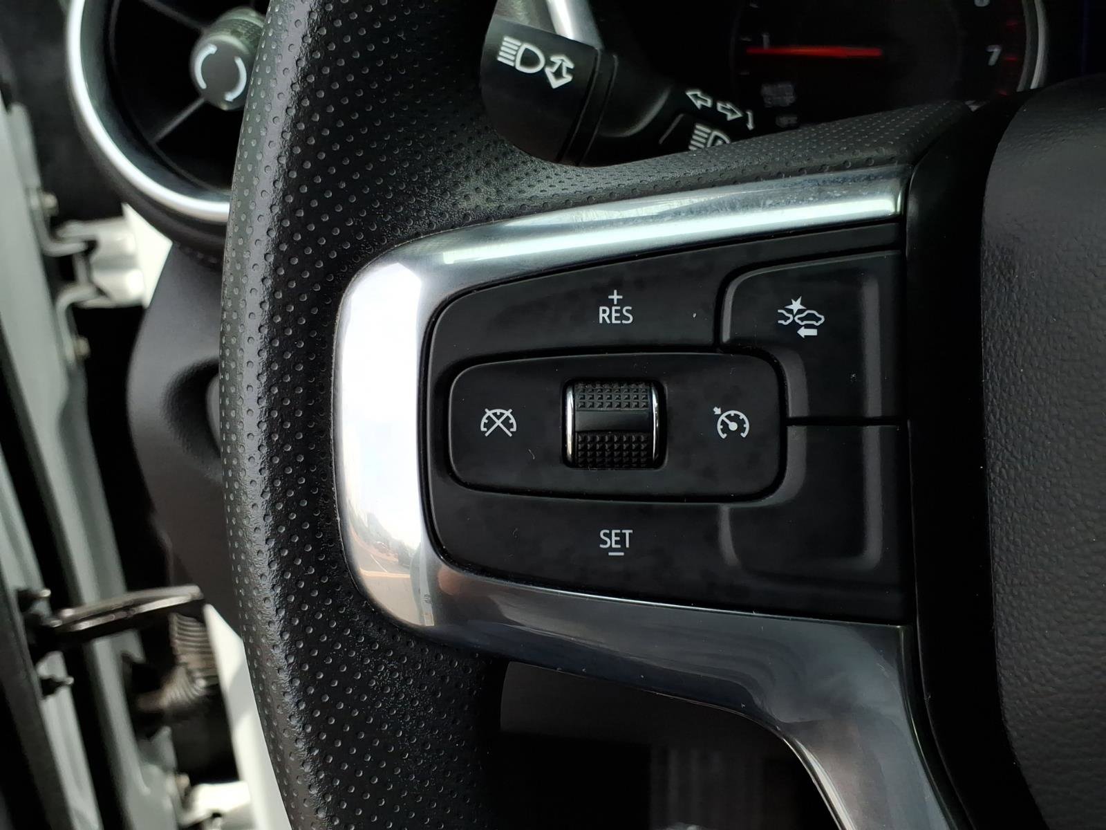 Used 2022 Chevrolet Blazer LT FWD image 31