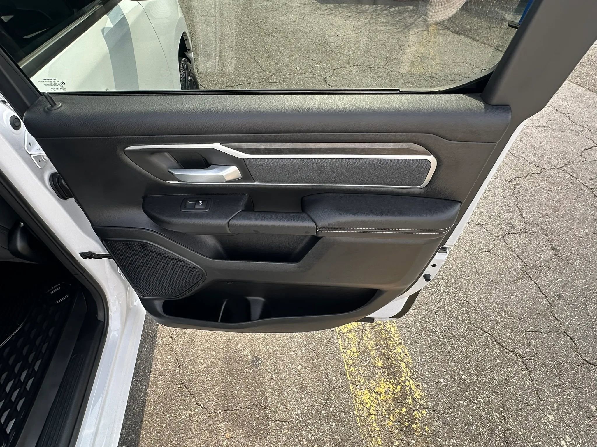 Used 2021 RAM 1500 Big Horn image 36