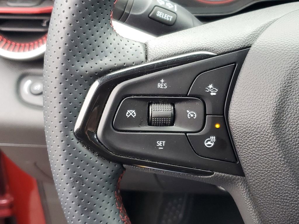 Used 2024 Chevrolet Trax RS w/ Driver Confidence Package FWD image 11