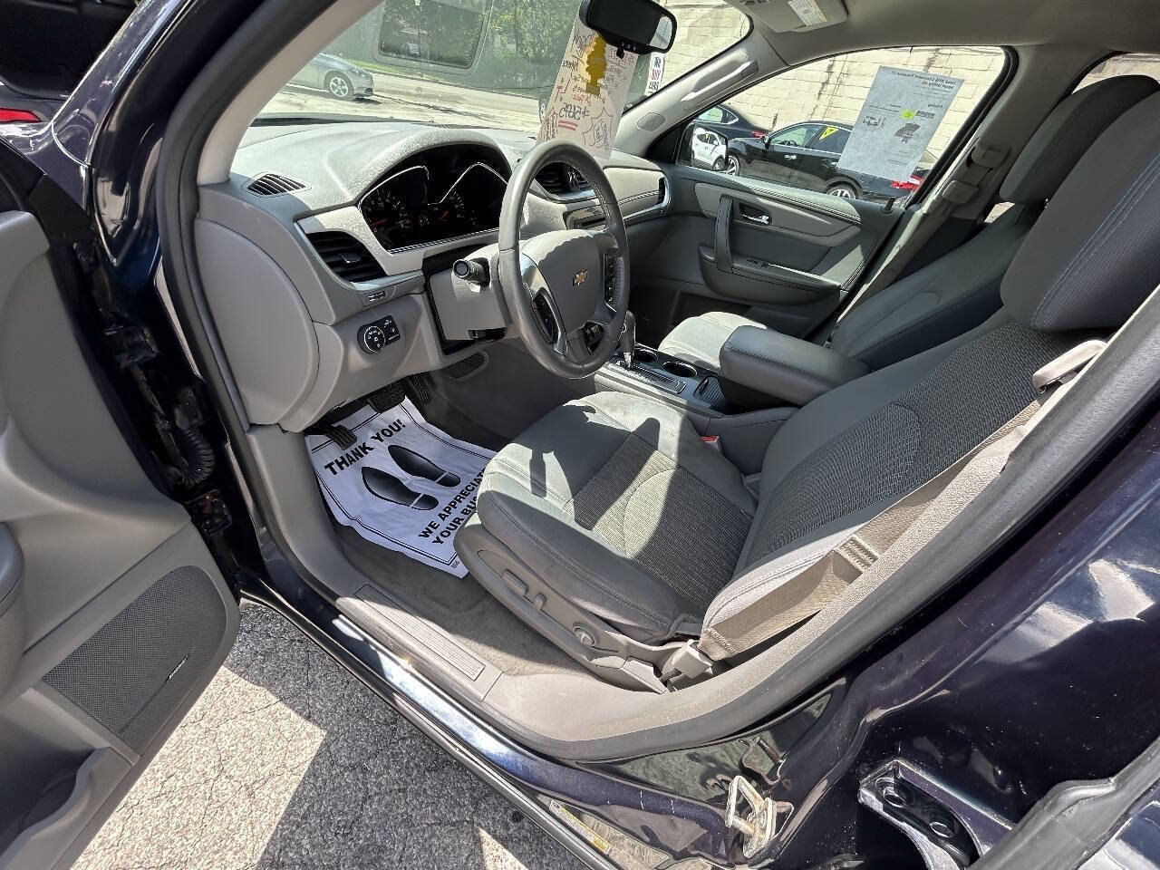Used 2015 Chevrolet Traverse LT w/ Traveler's Package FWD image 6