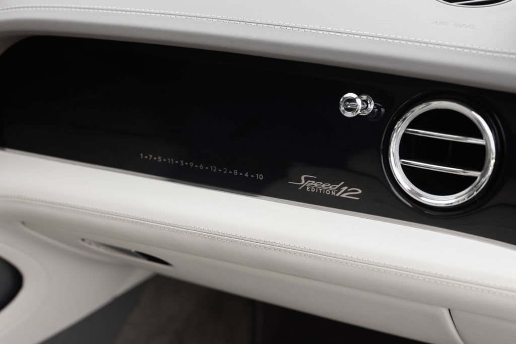 Used 2023 Bentley Bentayga Speed AWD/4WD image 36