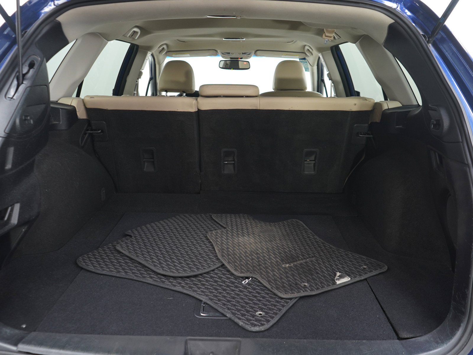 Used 2016 Subaru Outback 2.5i Limited AWD/4WD image 9