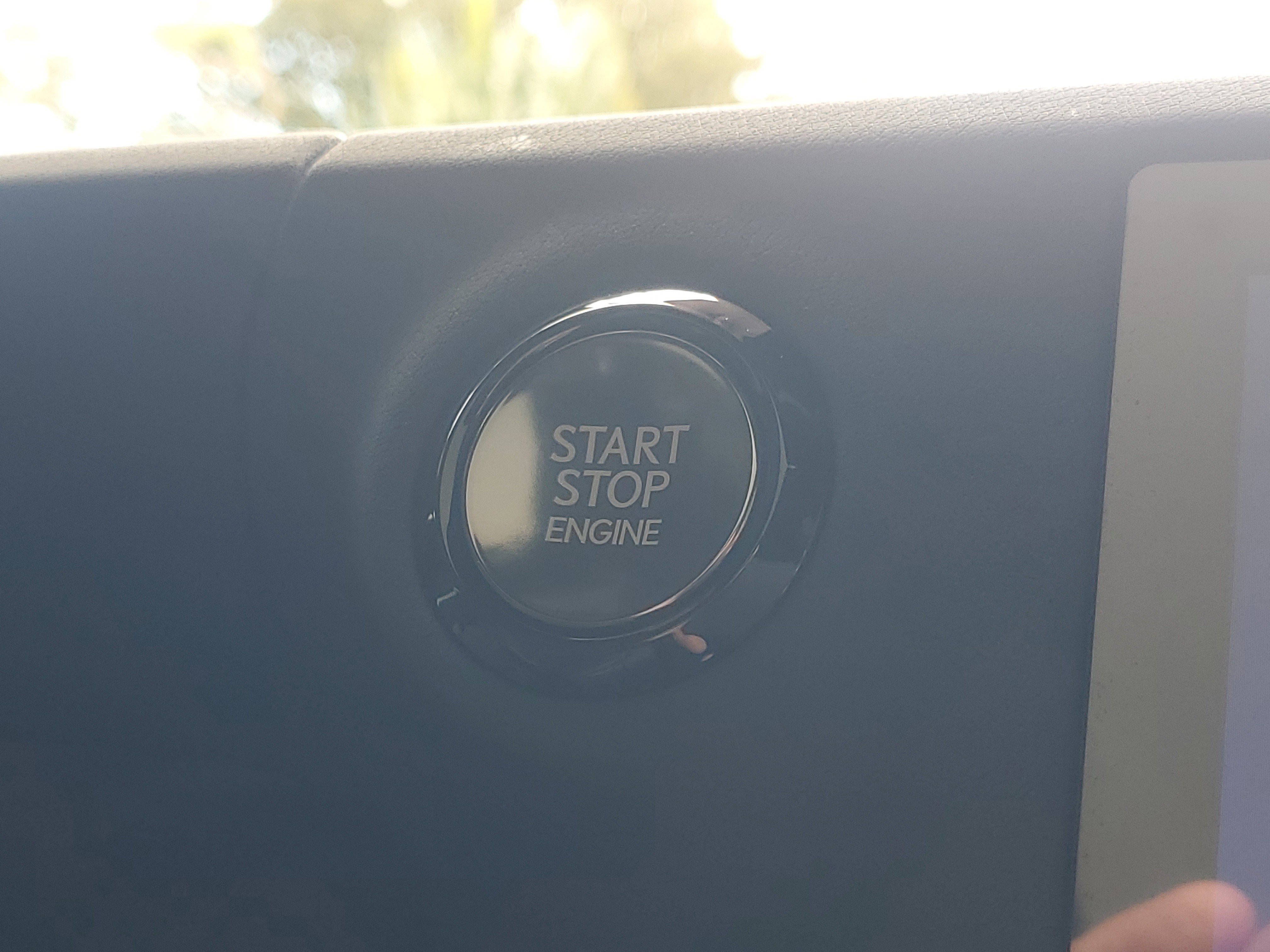 Used 2025 Lexus GX 550 image 32