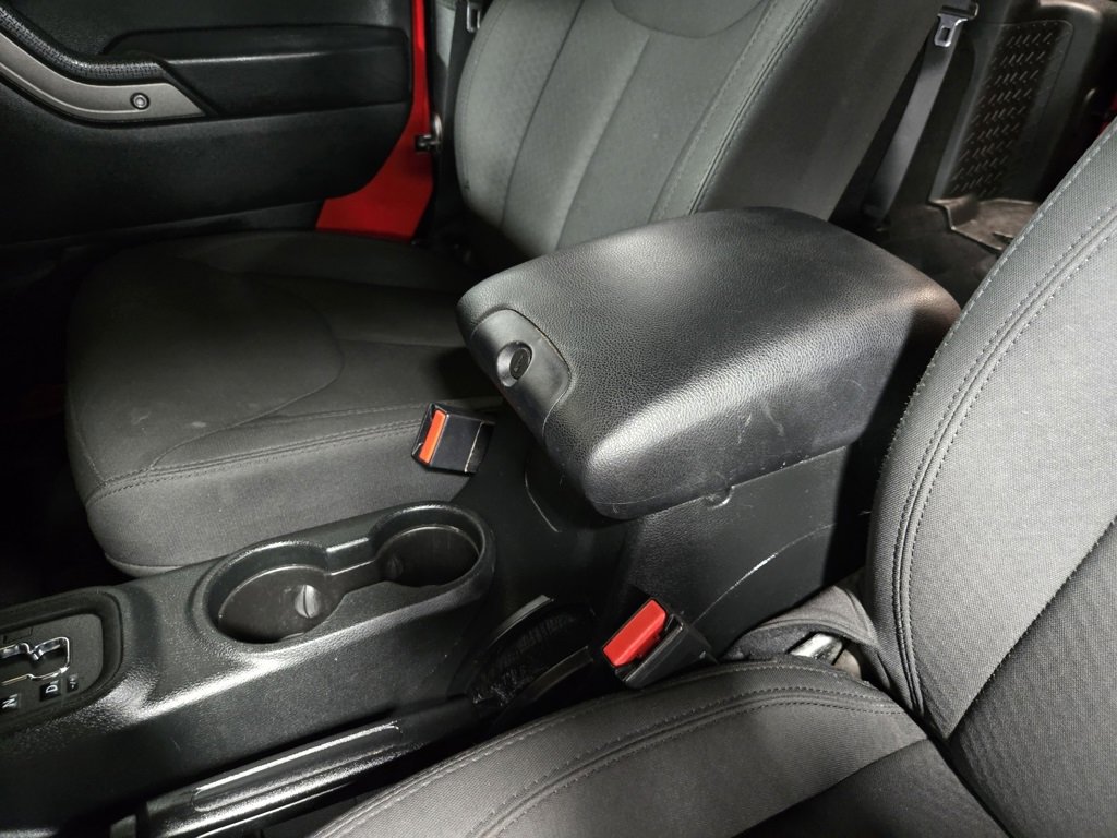 Used 2018 Jeep Wrangler Willys Wheeler image 23