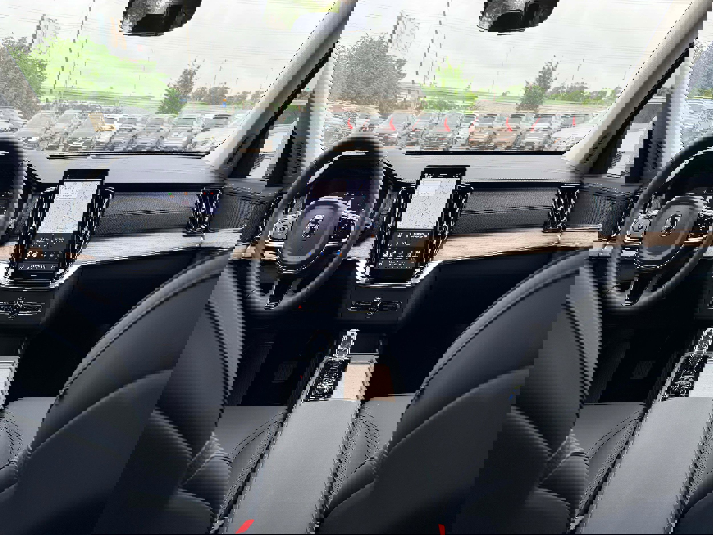 Certified 2025 Volvo XC90 B5 Plus image 18