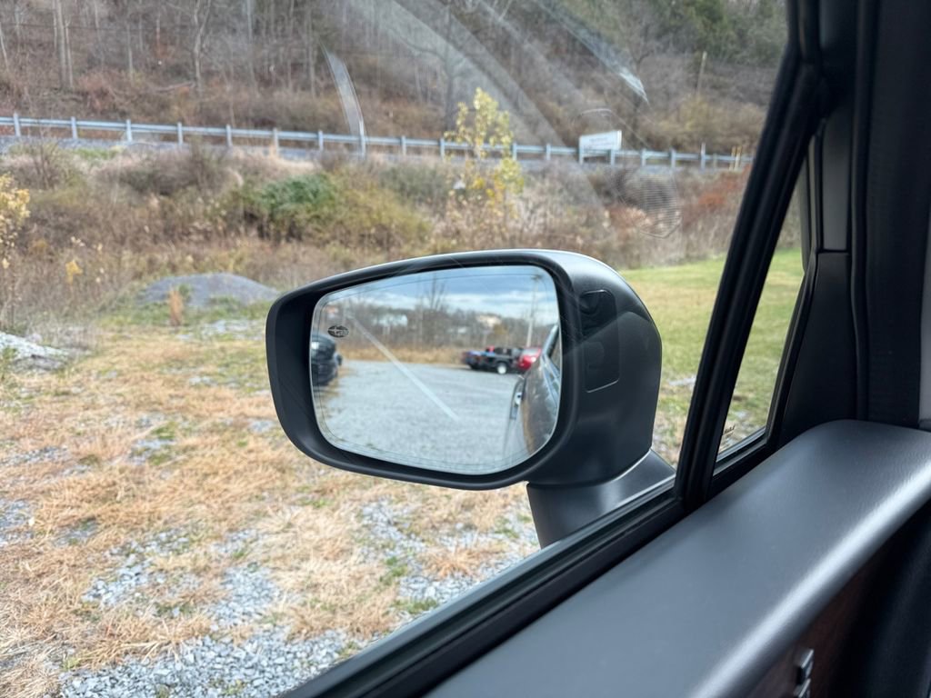 Used 2022 Subaru Ascent Touring w/ Popular Package #2A image 10