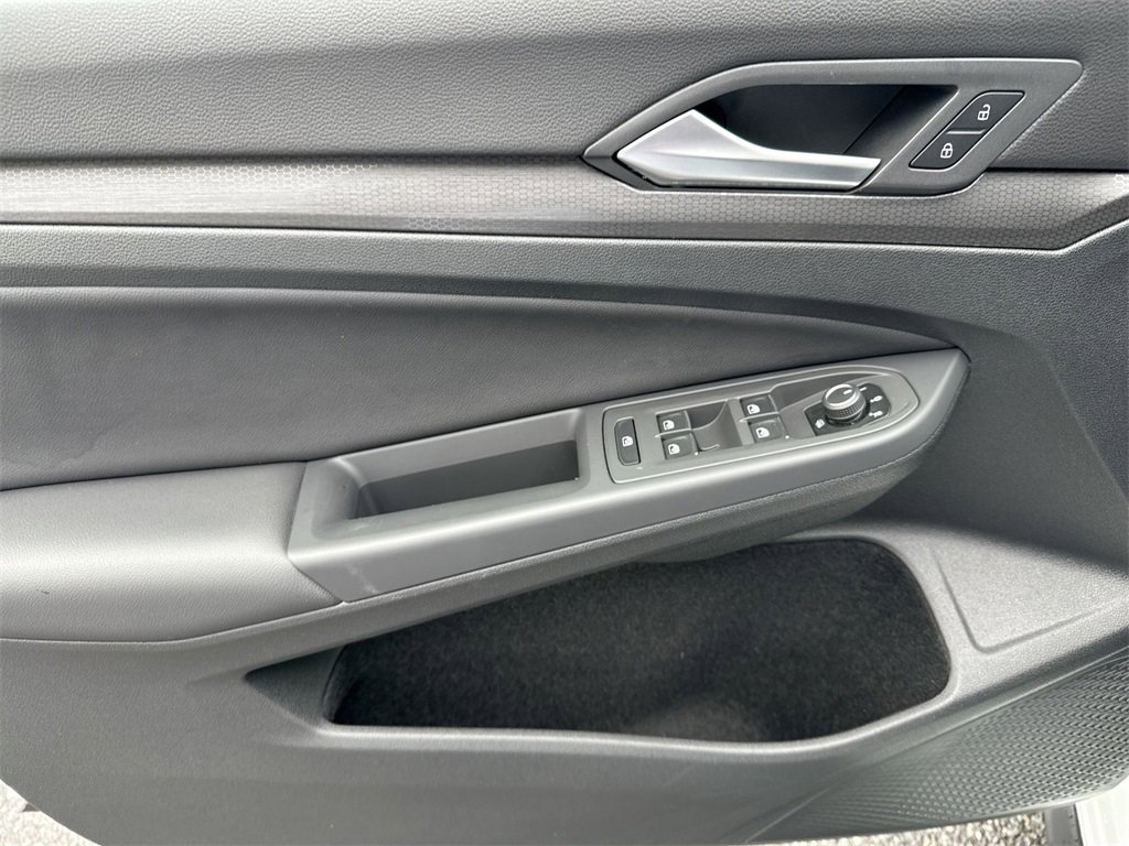 Used 2023 Volkswagen GTI Autobahn image 15