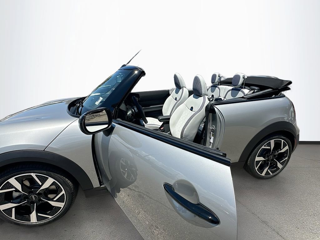 Used 2025 MINI Cooper S FWD image 21
