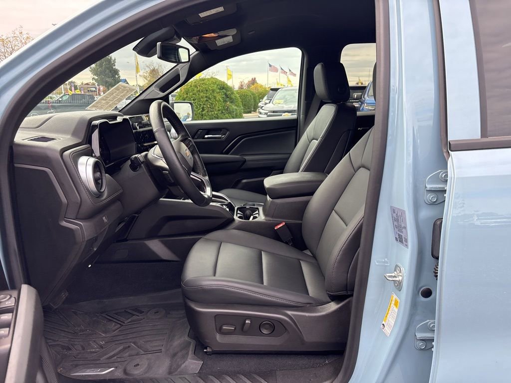 New 2025 Chevrolet Colorado LT w/ LT Convenience Package image 9