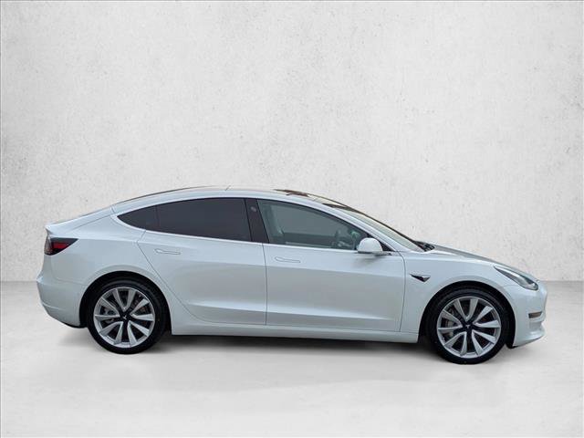 Used 2020 Tesla Model 3 Standard Range Plus image 4
