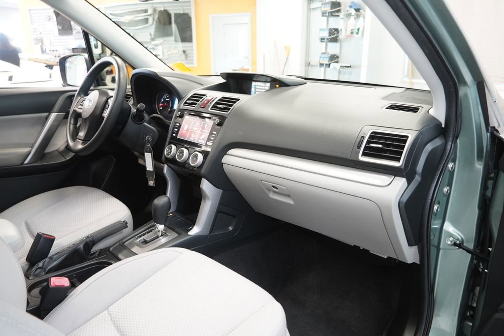 Used 2016 Subaru Forester 2.5i Premium image 33