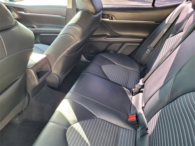 Used 2023 Toyota Camry SE image 8