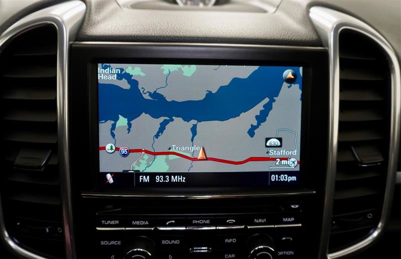 Used 2013 Porsche Cayenne S AWD/4WD image 18