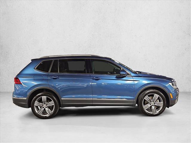 Used 2020 Volkswagen Tiguan SEL w/ Tiguan Three-Row MDO Package FWD image 4
