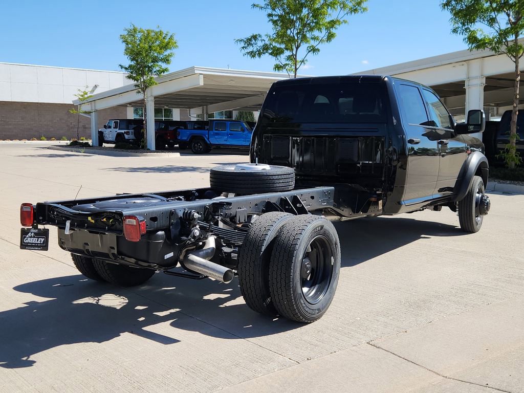 New 2026 RAM 5500 Tradesman AWD/4WD image 3