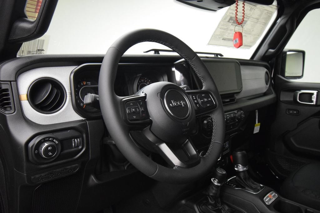 New 2026 Jeep Gladiator Sport AWD/4WD image 37