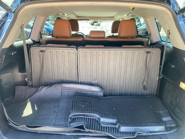 Used 2017 Toyota Highlander Limited Platinum AWD/4WD image 26