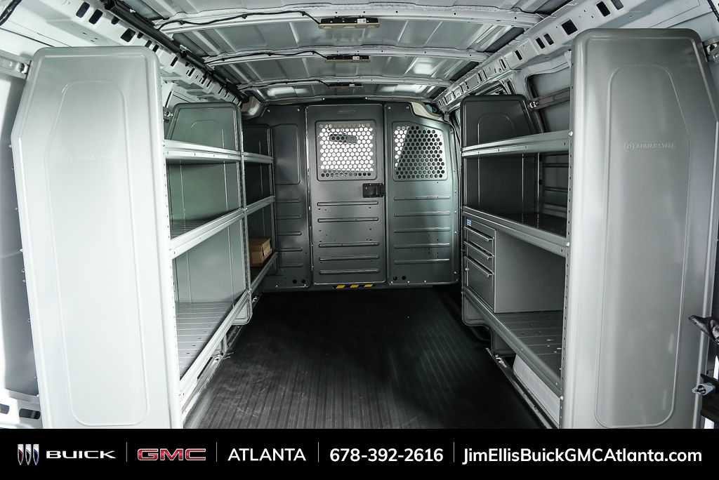 New 2025 GMC Savana 2500 w/ Driver Convenience Package RWD image 25