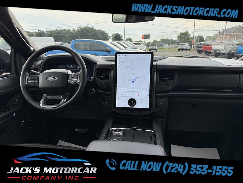 Used 2024 Ford Expedition Limited image 41