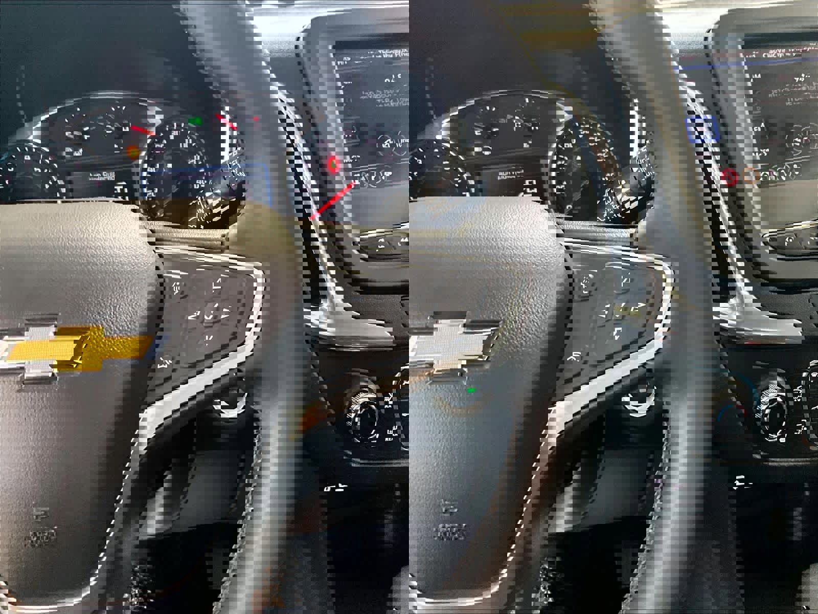 Used 2023 Chevrolet Equinox LT image 23