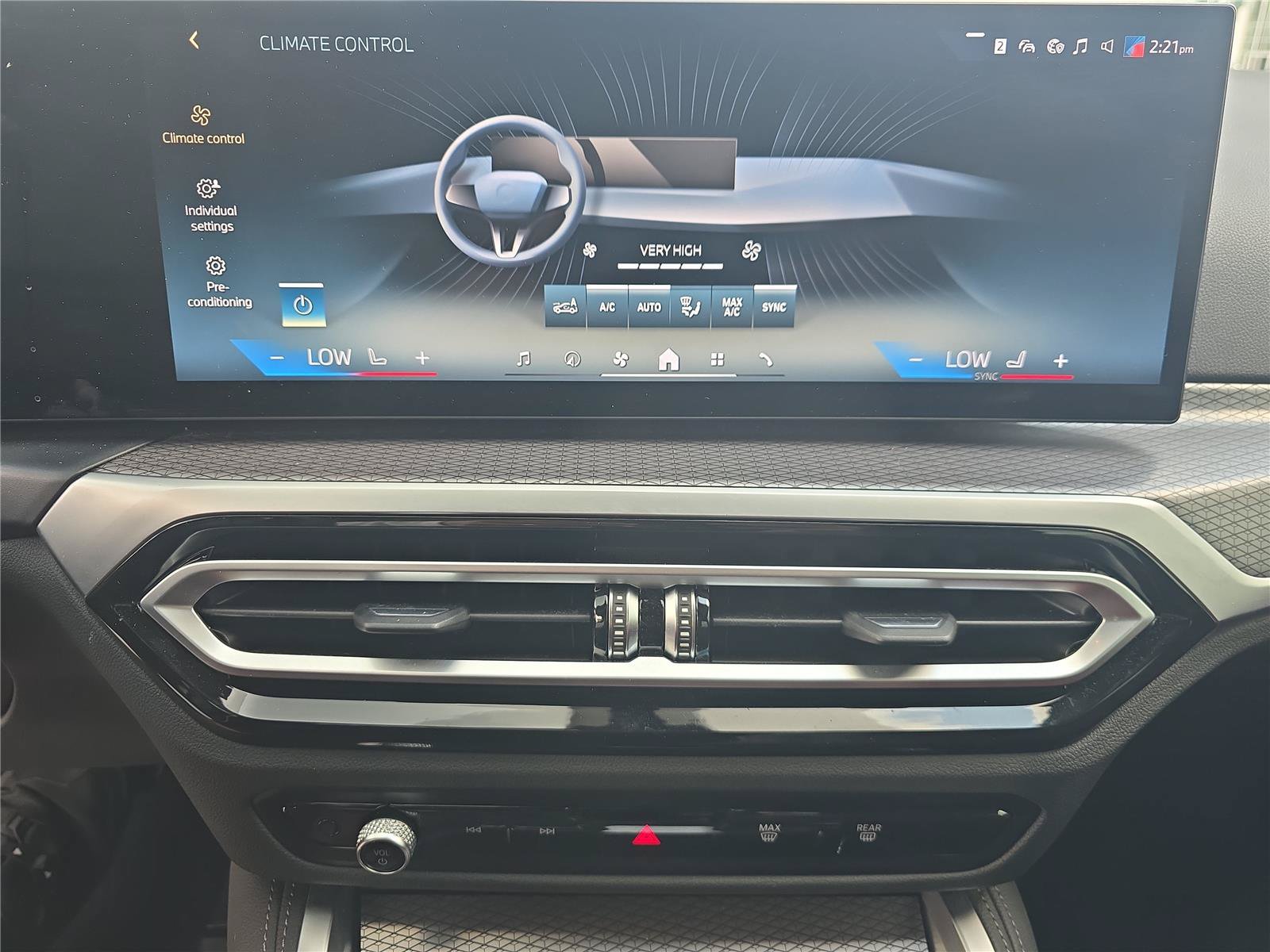 Used 2024 BMW i4 eDrive40 w/ M Sport Package RWD image 18