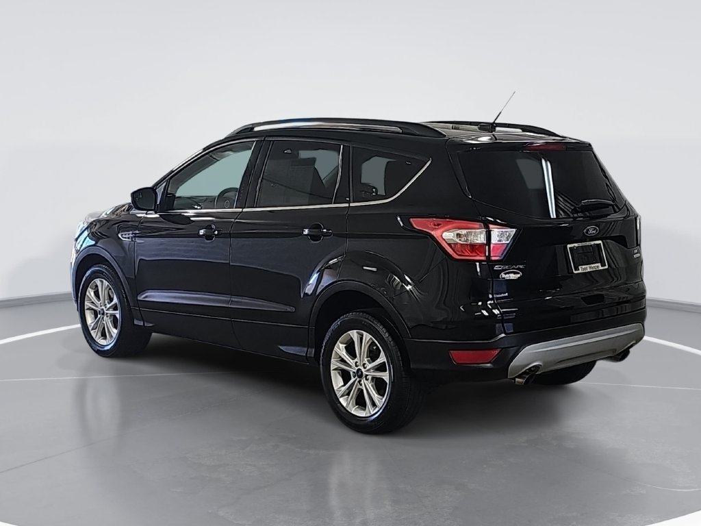 Used 2018 Ford Escape SE FWD image 6