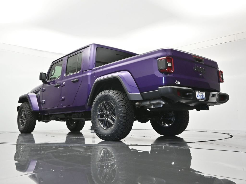 New 2026 Jeep Gladiator Sport AWD/4WD image 42