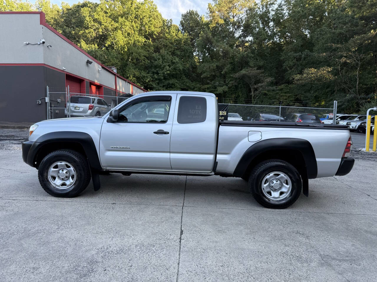 Used 2011 Toyota Tacoma 4x4 Access Cab image 6