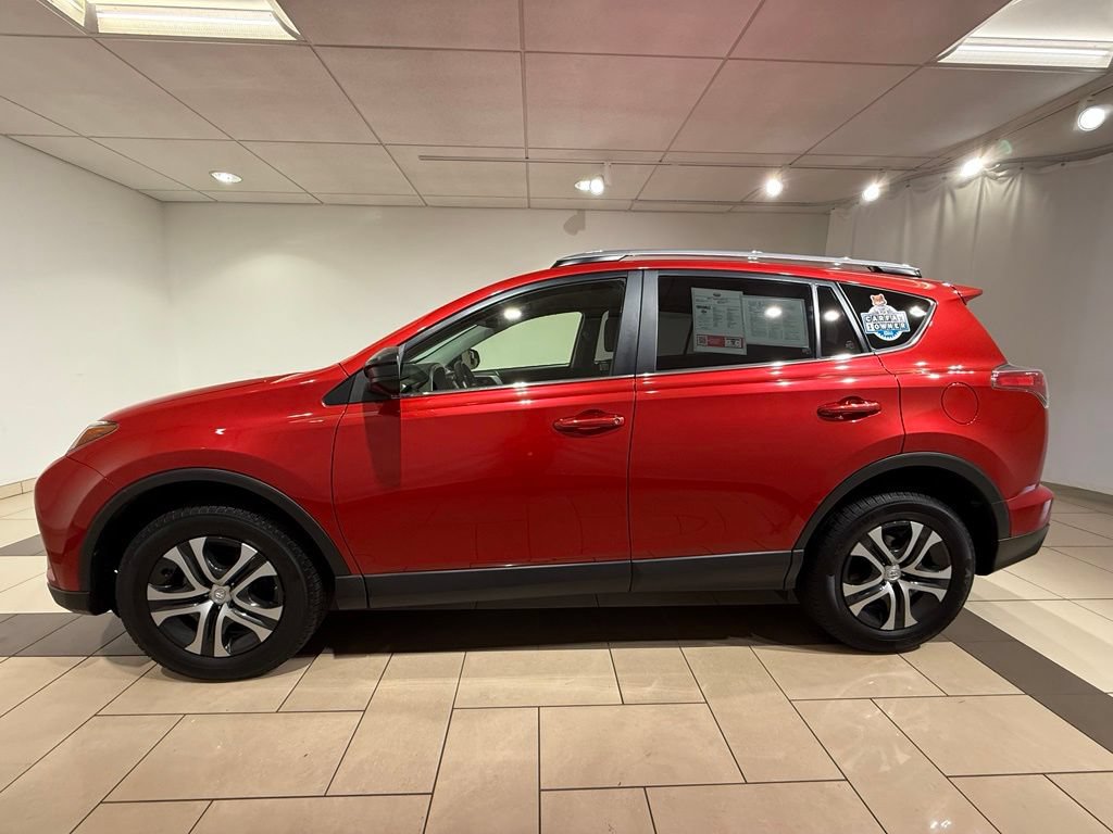 Used 2017 Toyota RAV4 LE w/ Carpet Mat Package AWD/4WD image 2