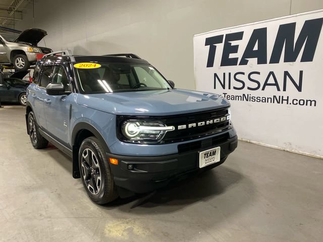 Used 2024 Ford Bronco Sport Outer Banks w/ Tech Package image 1