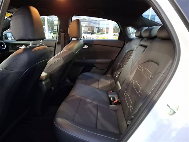 Used 2023 Kia Forte GT-Line w/ GT-Line Technology Package image 17