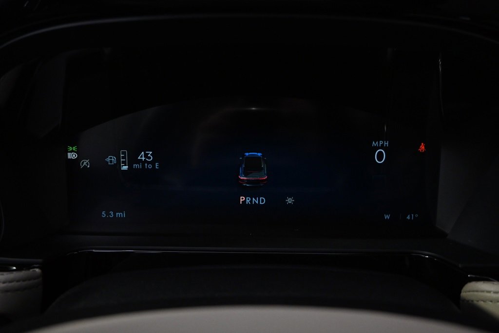 New 2026 Lincoln Corsair Premiere image 25