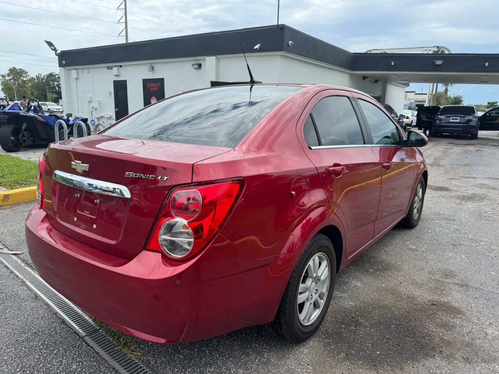 Used 2012 Chevrolet Sonic LT FWD image 4