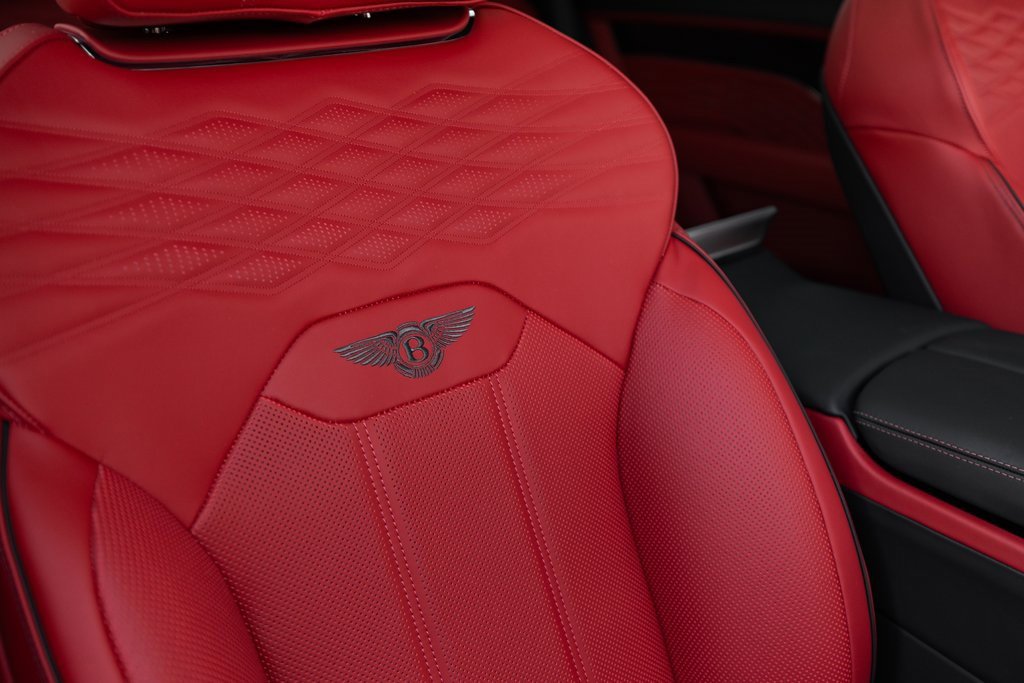 New 2025 Bentley Bentayga Extended Wheelbase image 24