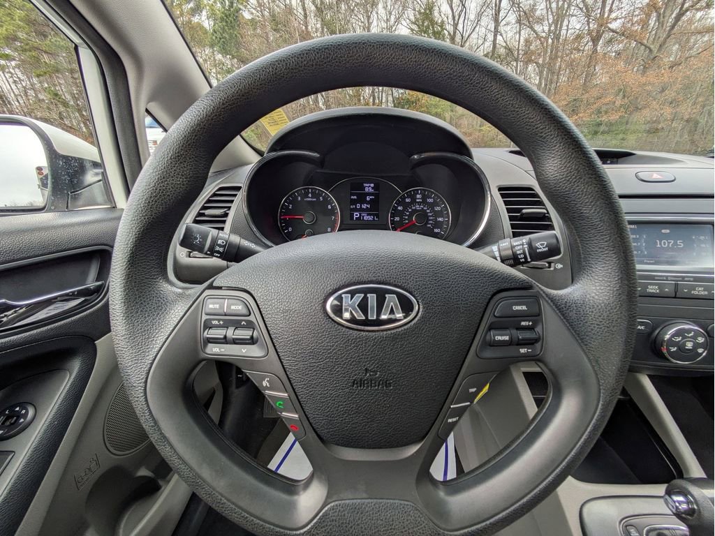 Used 2016 Kia Forte LX w/ LX Popular Package image 17