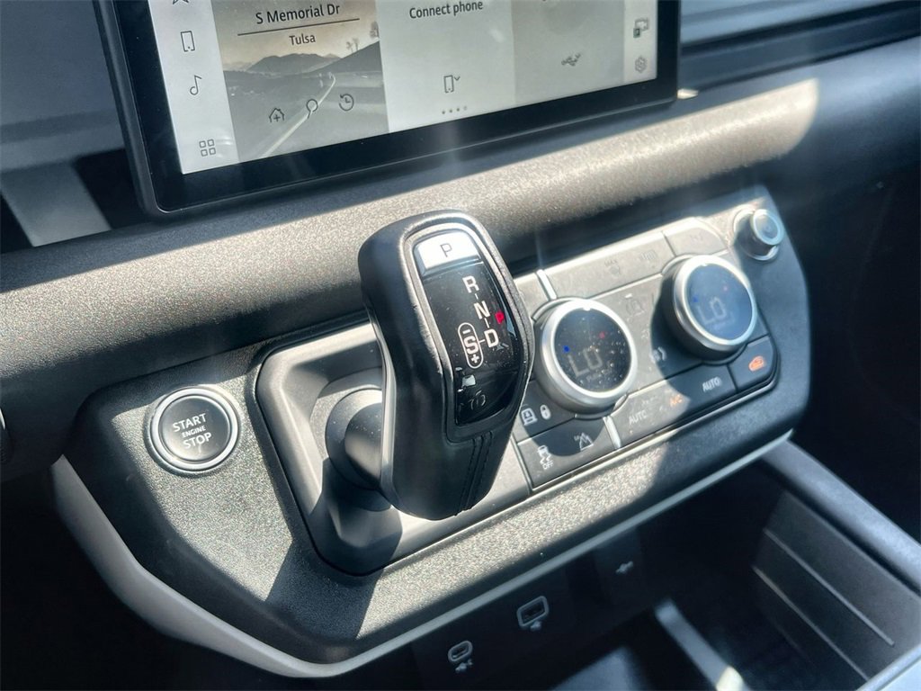 Used 2020 Land Rover Defender 110 First Edition image 29