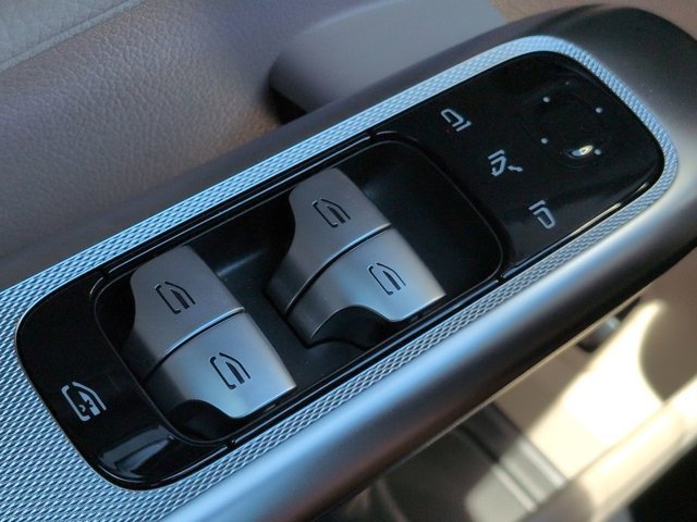 New 2026 Mercedes-Benz GLC 300 4MATIC image 25
