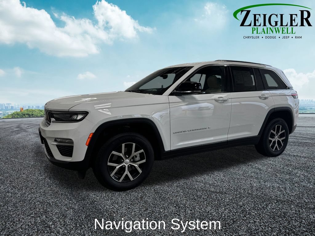 Used 2024 Jeep Grand Cherokee Limited w/ Trailer Tow Package AWD/4WD image 2