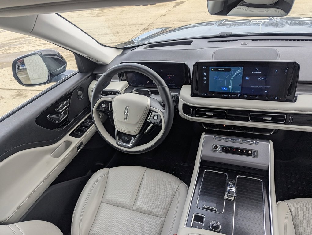 Used 2025 Lincoln Aviator AWD w/ Equipment Group 101A image 29