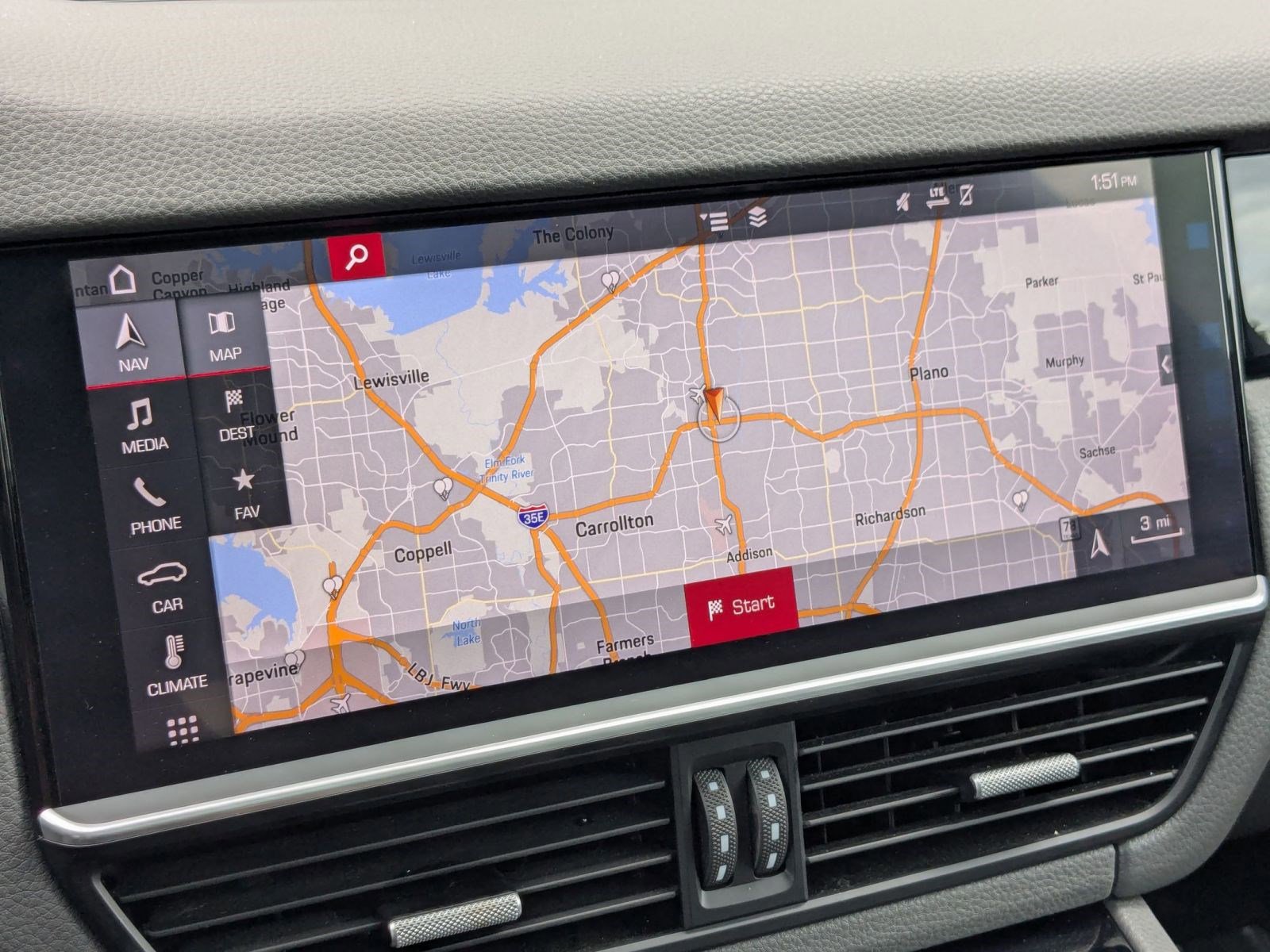 Used 2019 Porsche Cayenne S image 17