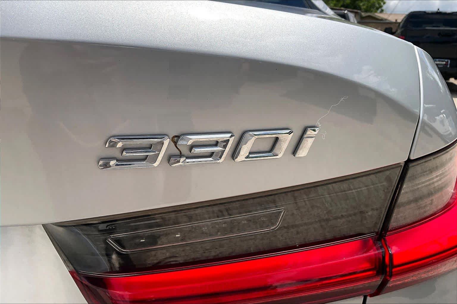 Used 2019 BMW 330i Sedan RWD image 9