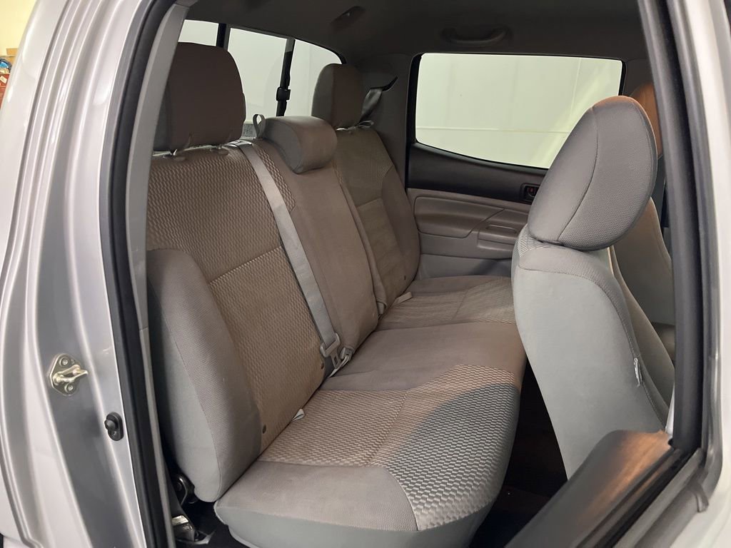 Used 2015 Toyota Tacoma PreRunner w/ SR5 Package RWD image 20