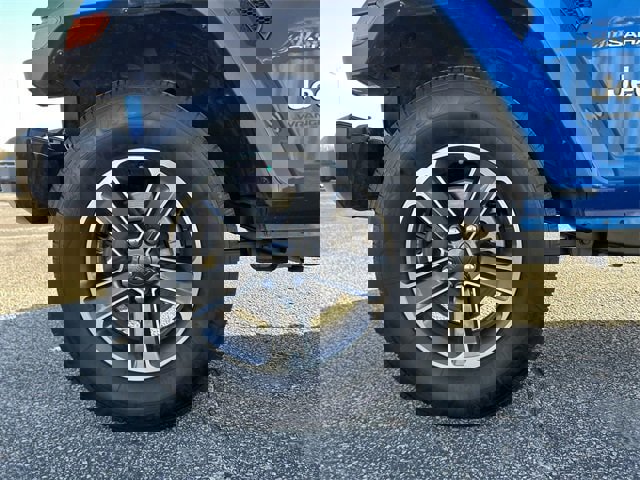 Used 2023 Jeep Wrangler Sahara image 10