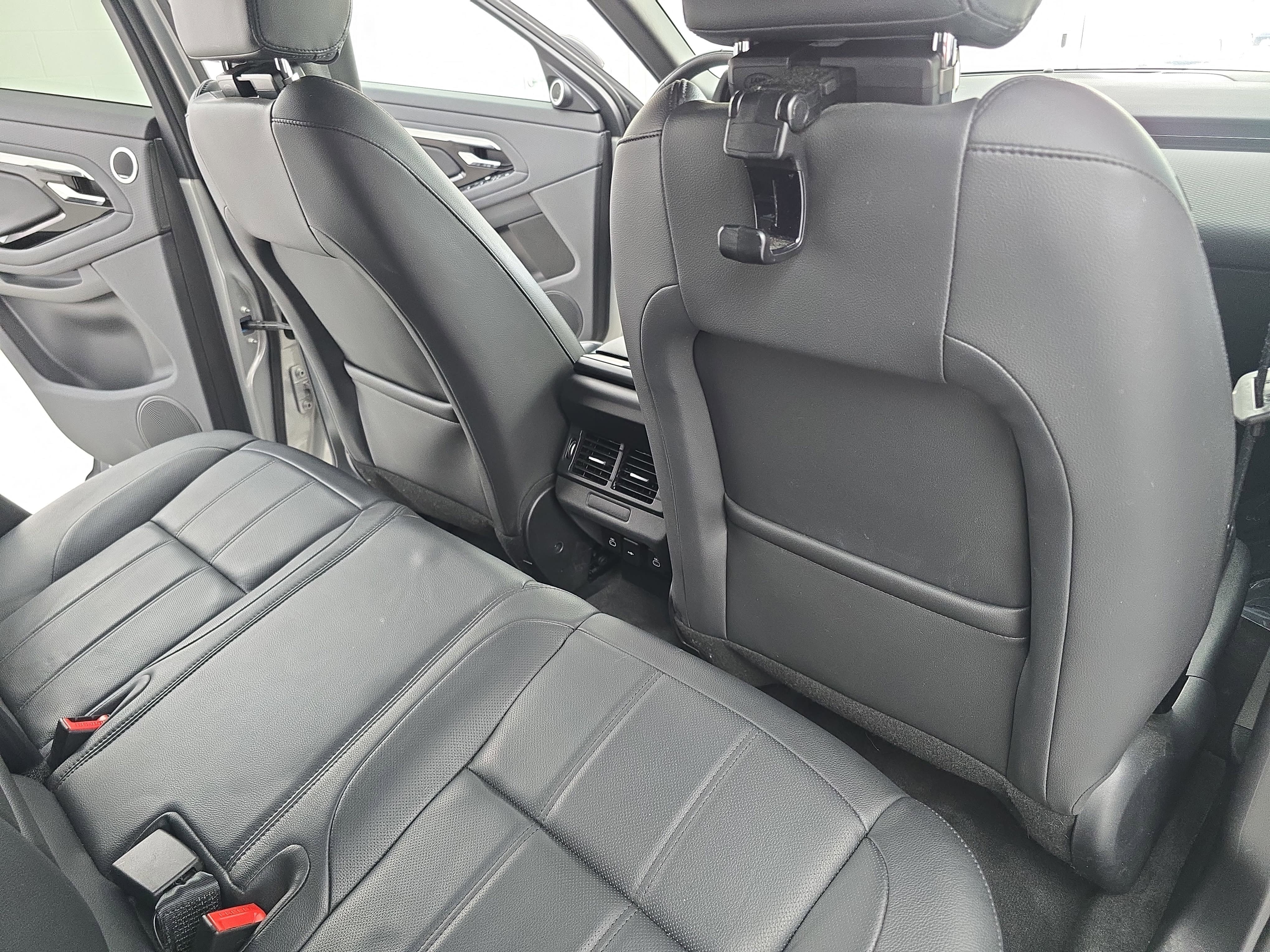 Used 2022 Land Rover Range Rover Evoque R-Dynamic S image 11