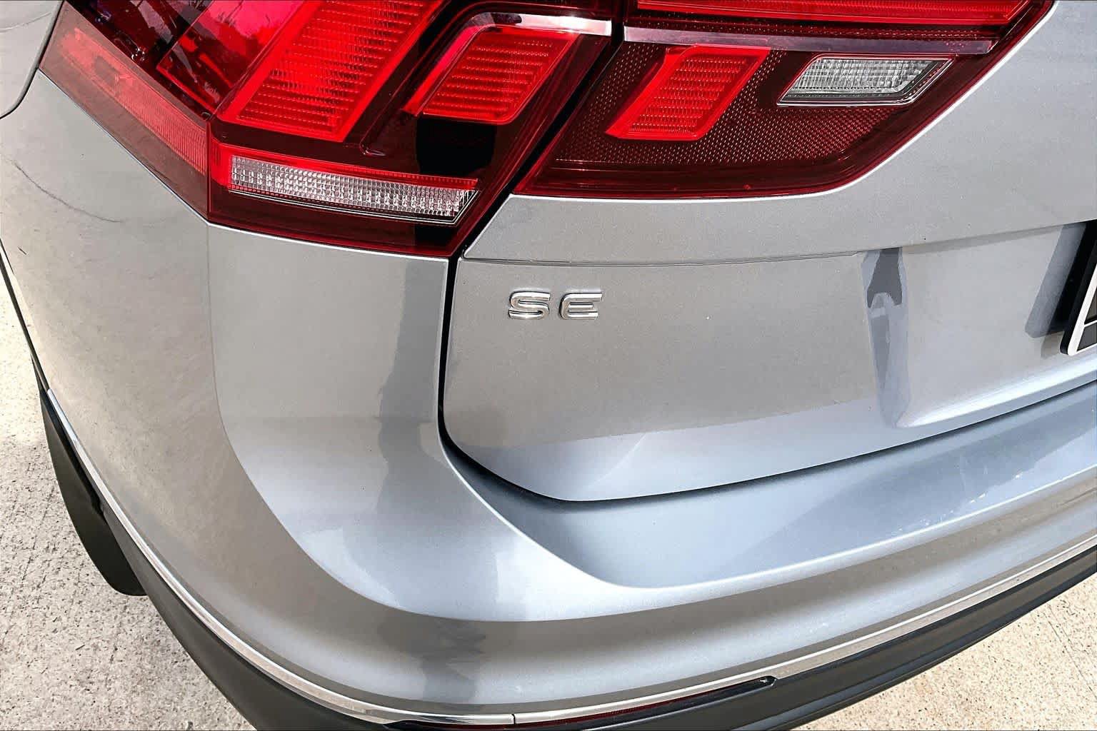 Used 2022 Volkswagen Tiguan SE FWD image 19