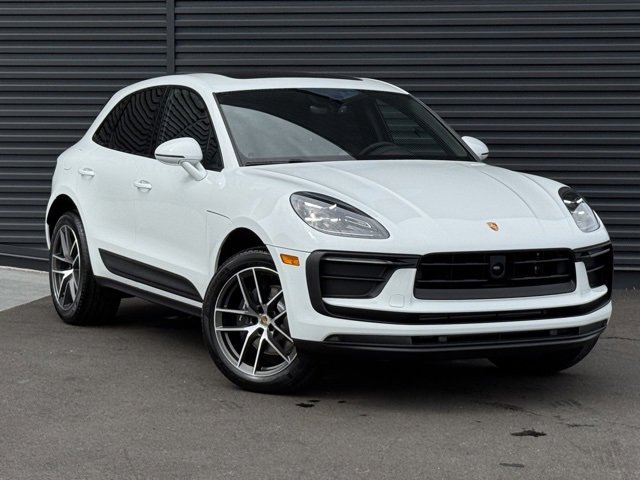 New 2026 Porsche Macan image 9