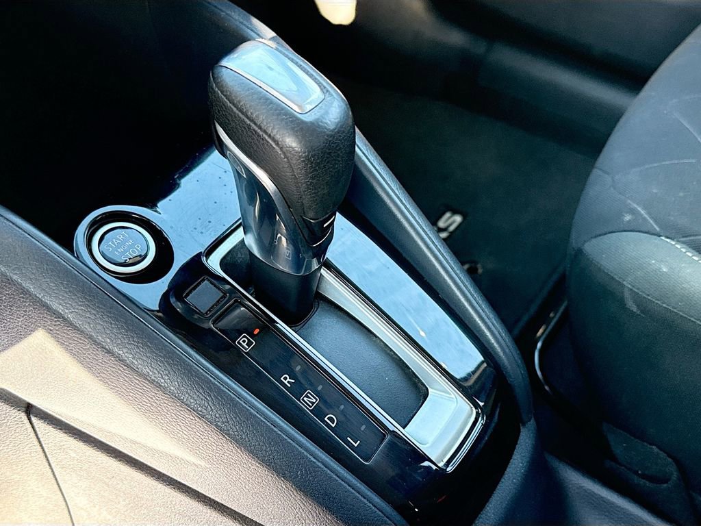 Used 2020 Nissan Kicks S image 15