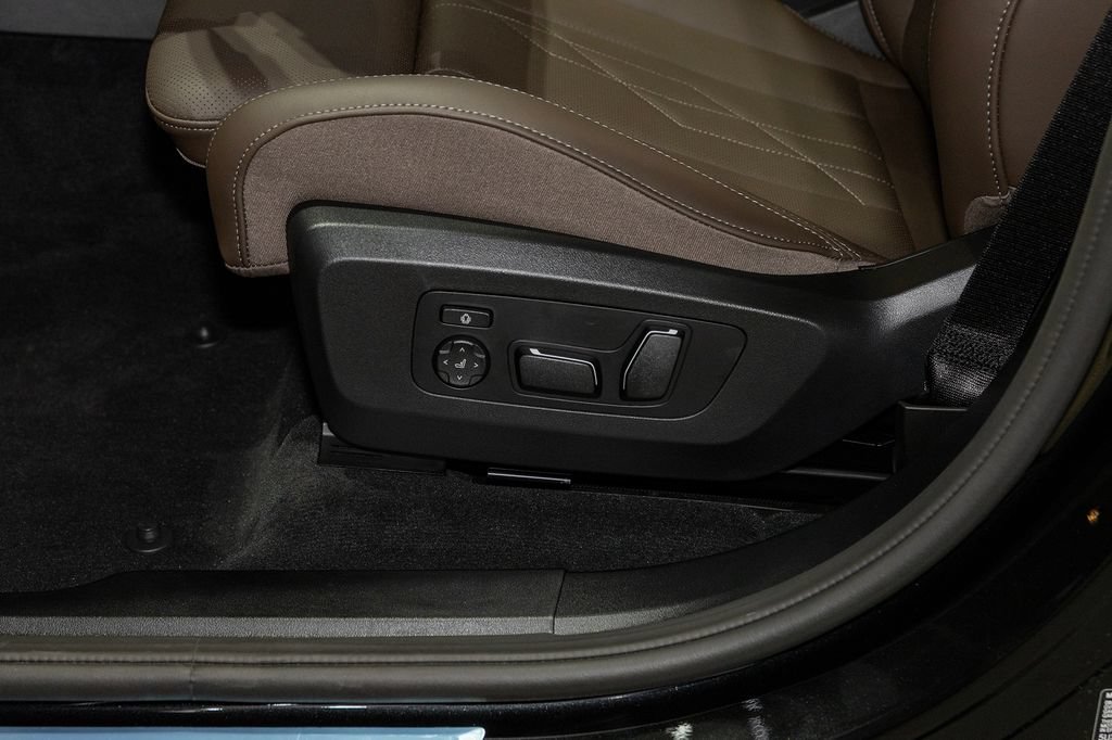New 2026 BMW X3 xDrive30i w/ Premium Package AWD/4WD image 20