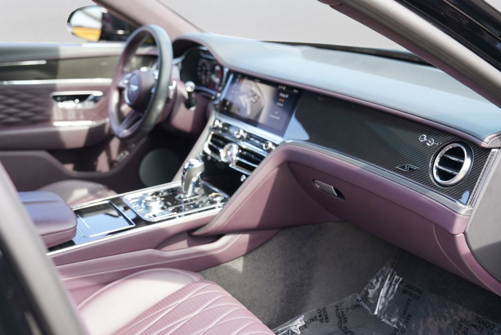 Used 2023 Bentley Flying Spur S V8 AWD/4WD image 44
