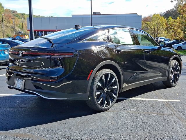 New 2026 Toyota Crown Platinum image 8